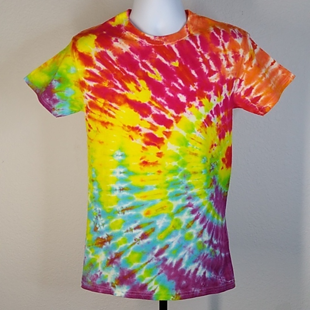 New Small Vibrant Tie Dye T-Shirt - Picture 2 of 4